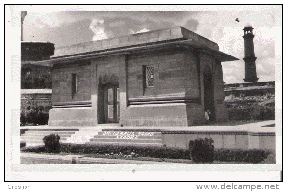 DR. IQ BAL'S TOMB  LAHORE (PAKISTAN CARTE PHOTO) - Pakistan