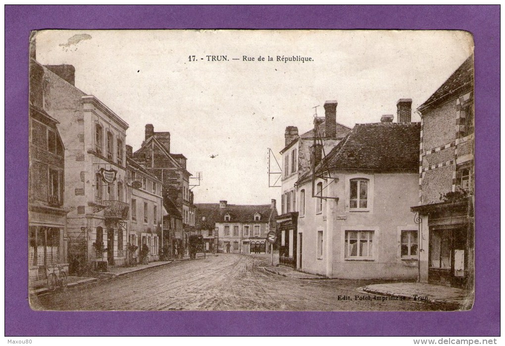 TRUN - Rue De La République - - Trun