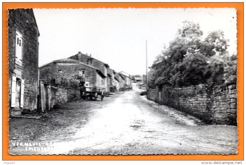 55. Verneuil- Grand.  Carte-photo Du Village. - Other & Unclassified