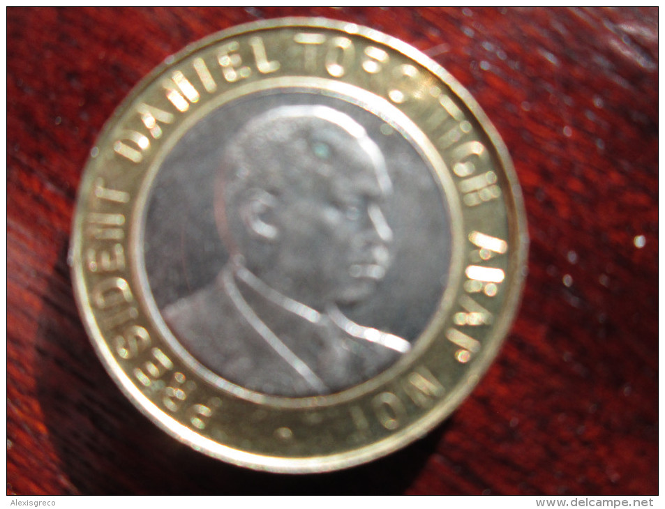 KENYA 1997  TEN SHILLINGS  ARAP MOI  USED COIN. - Kenya