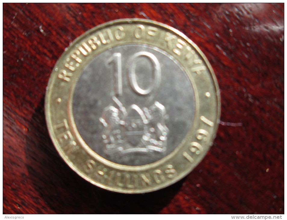 KENYA 1997  TEN SHILLINGS  ARAP MOI  USED COIN. - Kenya