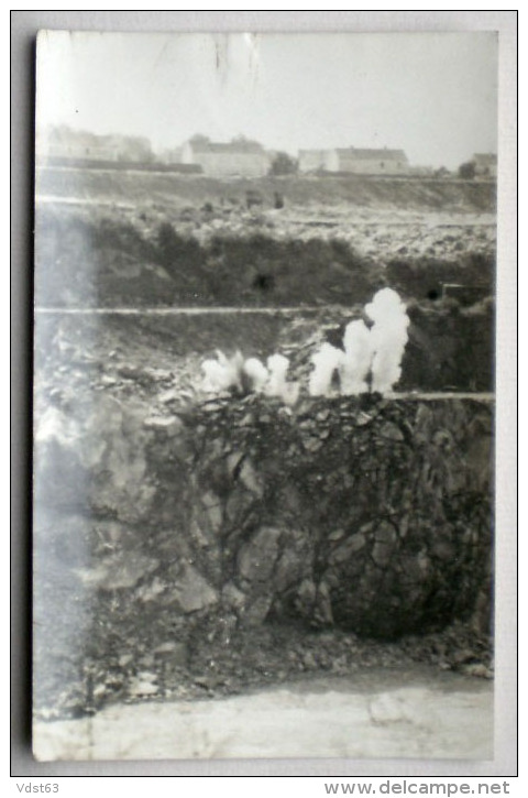 3 X FONTAINE L´EVEQUE Atelier & Carrière STENUICK Frères Perforatrice Forage à L´oeuvre Tir De Mine - Carte Photo Marbre - Fontaine-l'Evêque