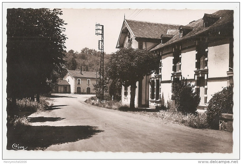 65 - Tournay - Avenue De La Gare En 1950 - Tournay