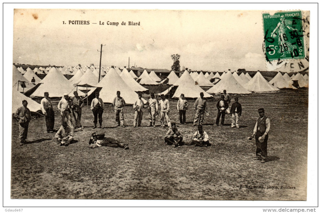 POITIERS (86) - LE CAMP DE BIARD - Poitiers