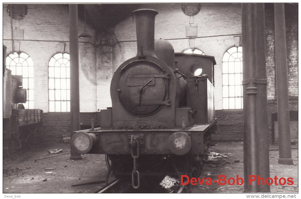 Railway Photo LNER J72 69020 NER Worsdell 0-6-0T Loco North Eastern - Trains