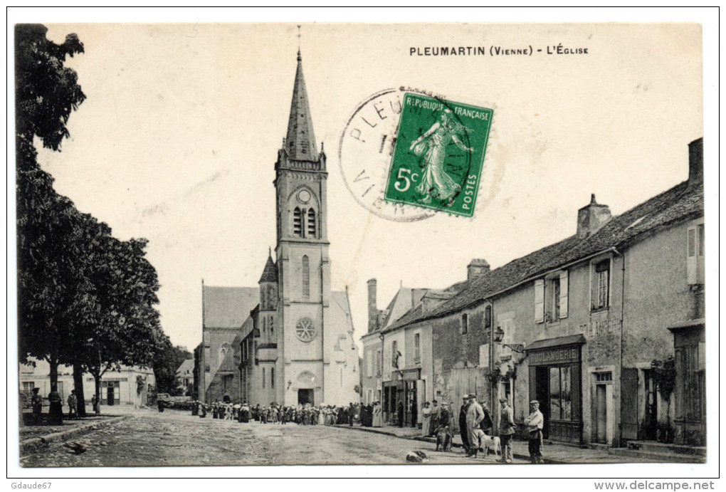 PLUEMARTIN (86) - L´EGLISE - Pleumartin