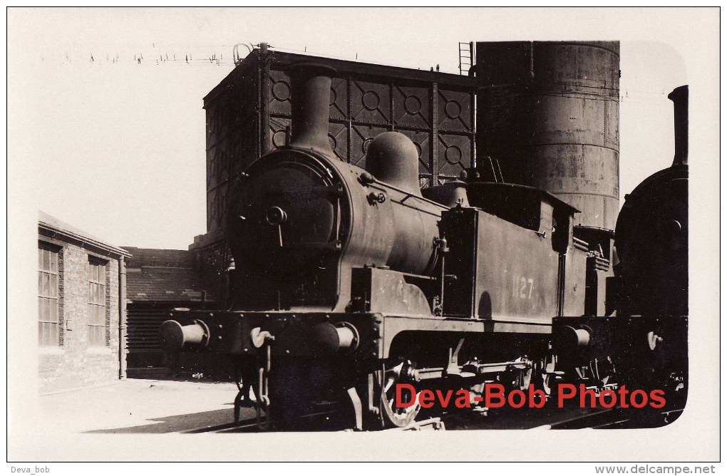 Railway Photo LNER N8 1127 Sunderland Worsdell 0-6-2T Loco North Eastern - Trains