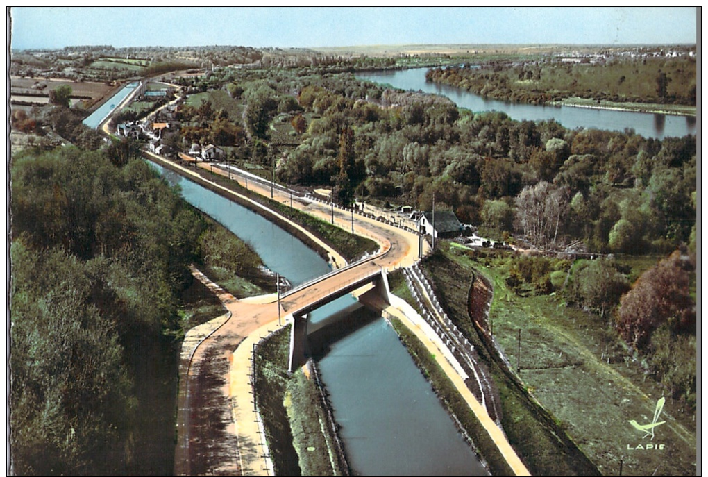 (F182) - CHATILLON-SUR-LOIRE, LE CANAL ET LA LOIRE VERS ST-FIRMIN - Chatillon Sur Loire