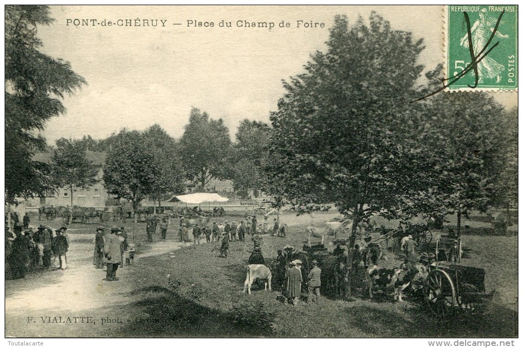 CPA 38 PONT DE CHERUY PLACE DU CHAMP DE FOIRE 1917 - Pont-de-Chéruy