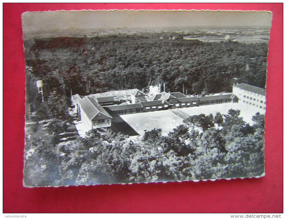 CPSM  85 Vendée   EN AVION AU DESSUS DE  LONGEVILLE SUR MER   COLONIE DE VACANCES DE L'INDRE ET LOIRE    VOYAGEE - Autres & Non Classés