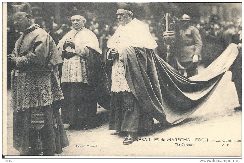 FUNERAILLES DU MARECHAL FOCH - LES CARDINAUX - Begrafenis