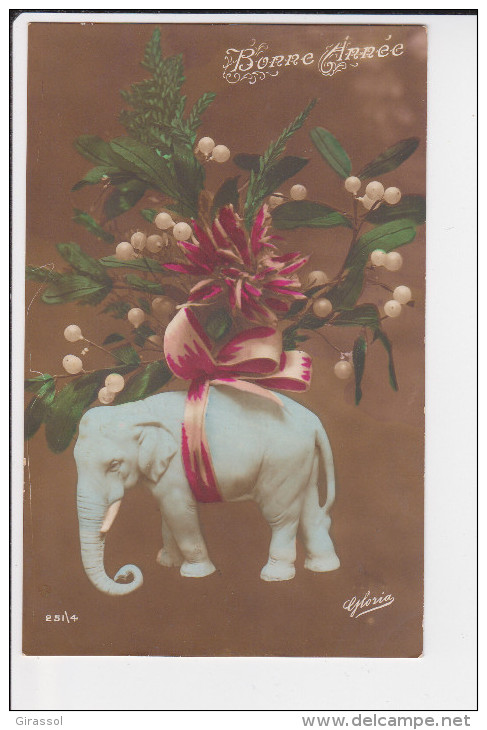 CPA ELEPHANT FANTAISIE GUI BONNE ANNEE ED OU SERIE GLORIA - Elephants