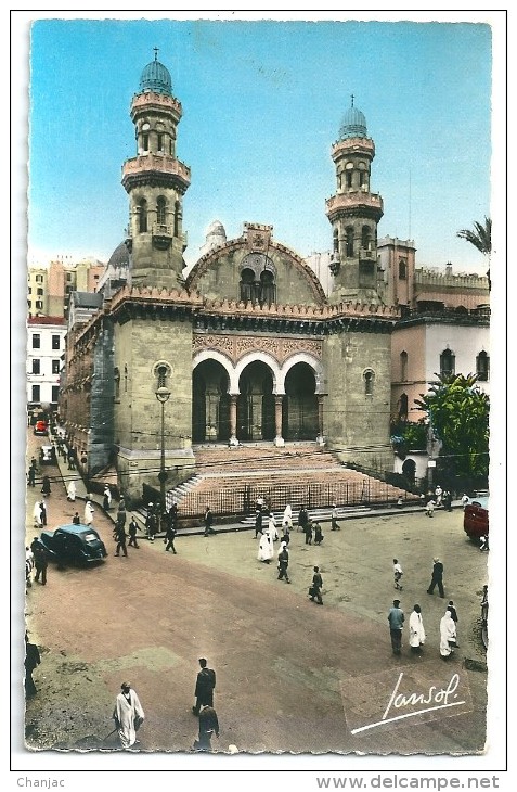 Cpsm: ALGERIE - ALGER La Cathédrale (Animée, Voitures) 1960 N° 1000 - Alger