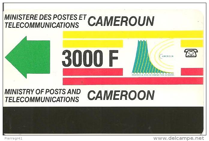 CARTE PISTE MAGNETIQUE-CAMEROUN-3000F-V°3 Traits En Bas ROUGE -TBE - Cameroun