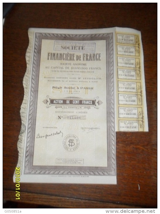 1946 - ACTION  100  Frs ( **SOCIETE FINANCIERE De FRANCE)  **++ COUPONS )Siege A PARIS - Banque & Assurance