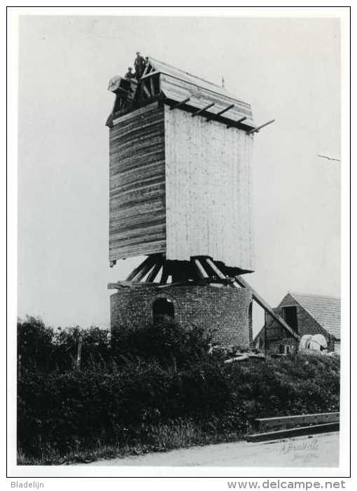 HANDZAME - Kortemark (W.Vl.) - Molen/moulin - Opbouw Van Molen Darras (1922), Afkomstig Uit Gistel. Reproductie 18x24 Cm - Lieux