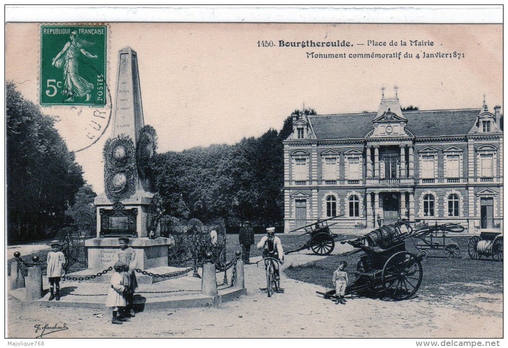 Cpa De Bourgtheroulde   - Eure   - La Place De La Mairie - Bourgtheroulde