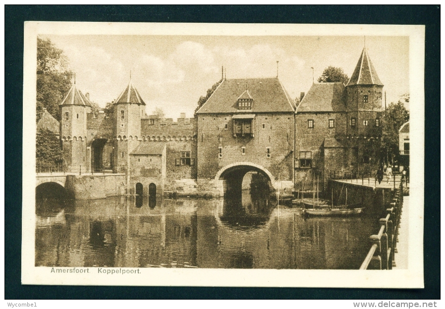 NETHERLANDS  -  Amersfoort  Koppelpoort  Unused Vintage Postcard As Scan - Amersfoort