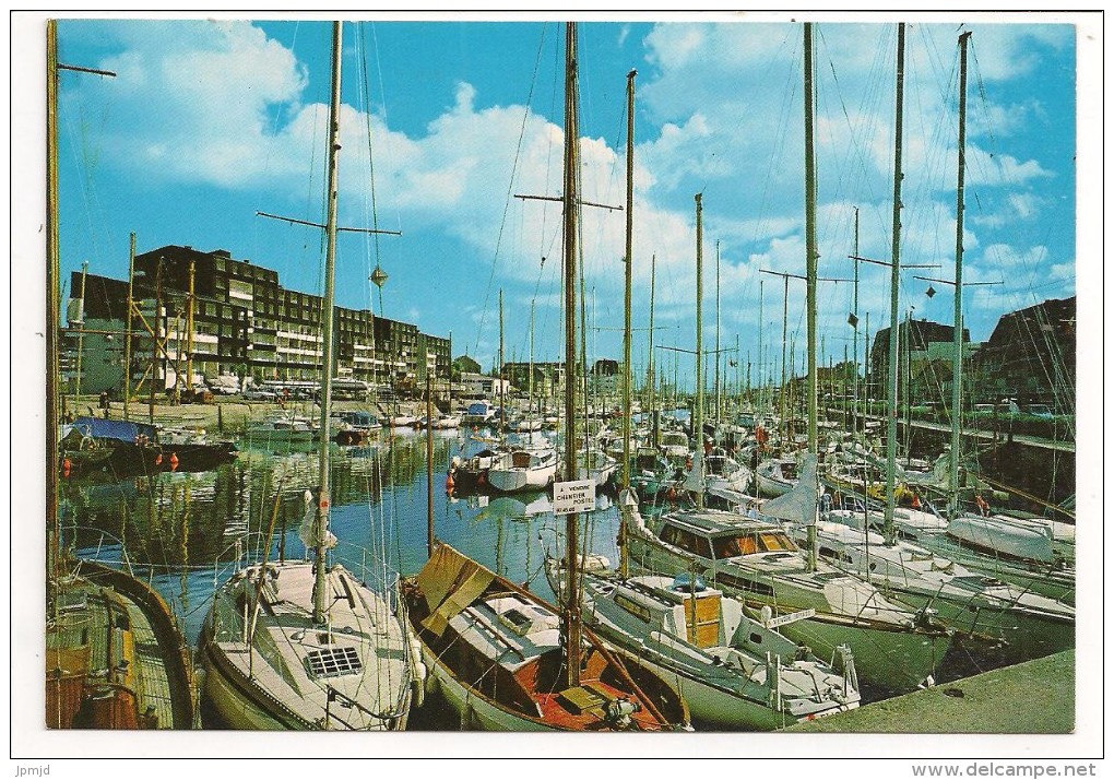 14 - COURSEULLES-sur-MER - Le Bassin De Plaisance - Ed. ARTAUD N° 48 - 1983 - Courseulles-sur-Mer