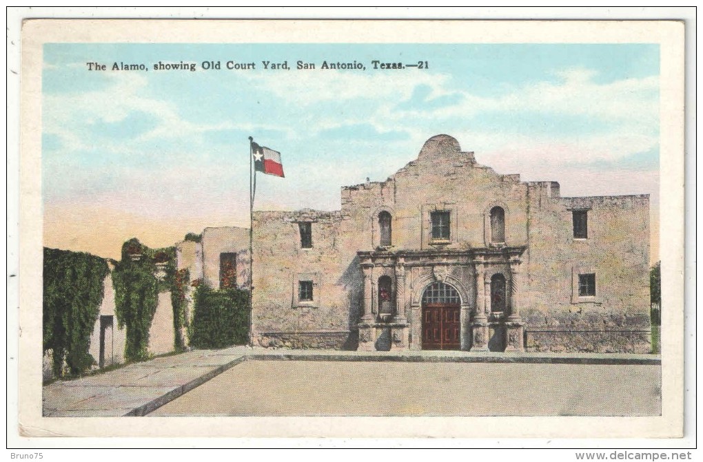 The Alamo, Showing Old Court Yard, San Antonio, Texas - San Antonio