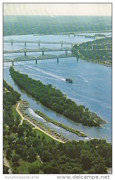 Air View Of The Ohio River At Louisville Kentucky - Louisville