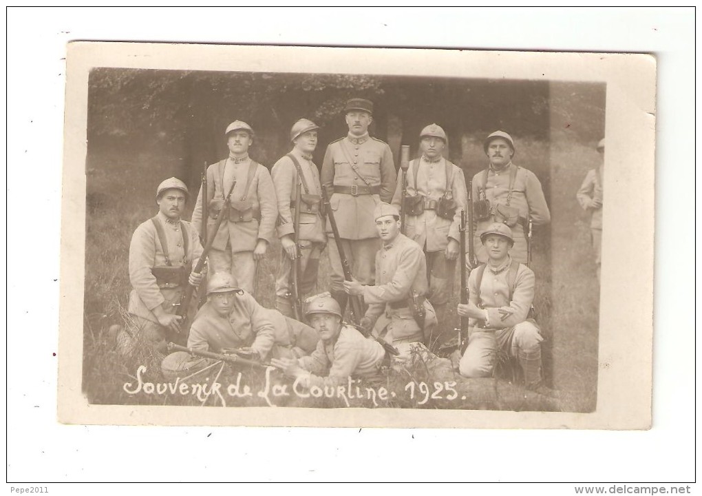Carte Photo Militaria :  23 - CAMP DE LA COURTINE  : Groupe De Soldats : 1925 - Regimientos
