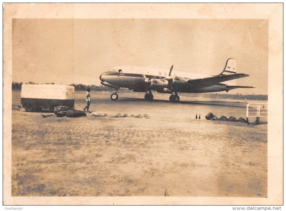 01377 "QUADRIMOTORE DOUGLAS DC-4  - BOAC - ANNI '50" ANIMATA, FOTOGRAFIA ORIGINALE. - Aviazione