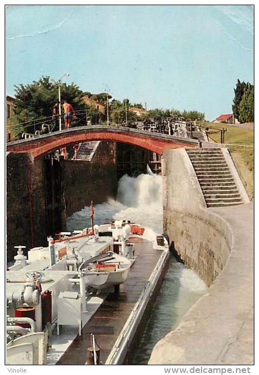 B-15-1365 : BEZIERS PENICHE CANAL DU MIDI (légers Plis) - Beziers