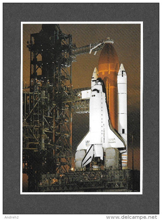 ESPACE - SPACE SHUTTLE COLLECTION - NASA - FLORIDA USA - THE ORBITERDISCOVERY IS POISED ATOP PAD - PHOTOGRAPHY NASA - Espace