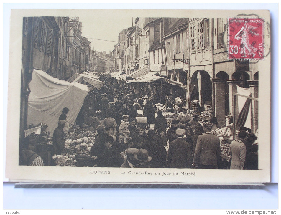 71 - LOUHANS - LA GRANDE RUE UN JOUR DE MARCHE - Louhans