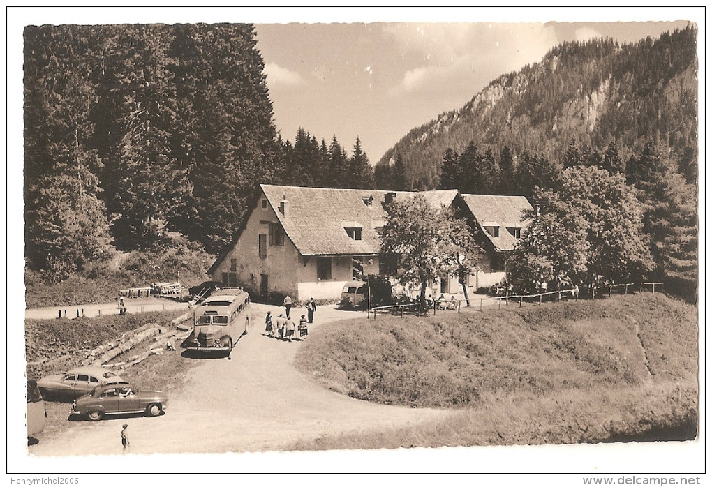 Isère - 38 - Bus Autocar Au Col De La Charmette En Chartreuse - Chartreuse