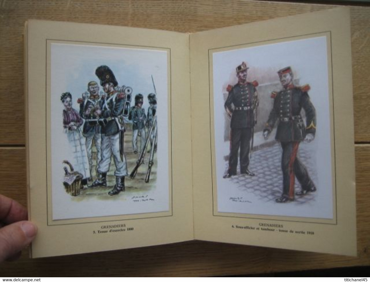 RARE - HISTORIA - UNIFORMES BELGES - 3 TOMES - COMPLET - 150 reproductions en couleurs d'aquarelles de James THIRIAR