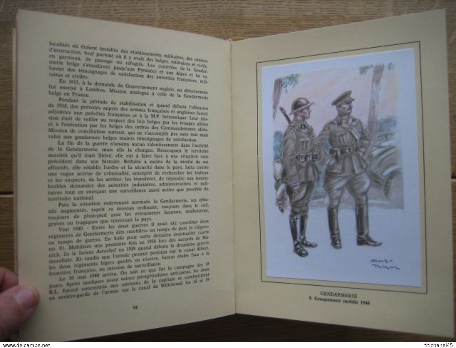 RARE - HISTORIA - UNIFORMES BELGES - 3 TOMES - COMPLET - 150 reproductions en couleurs d'aquarelles de James THIRIAR