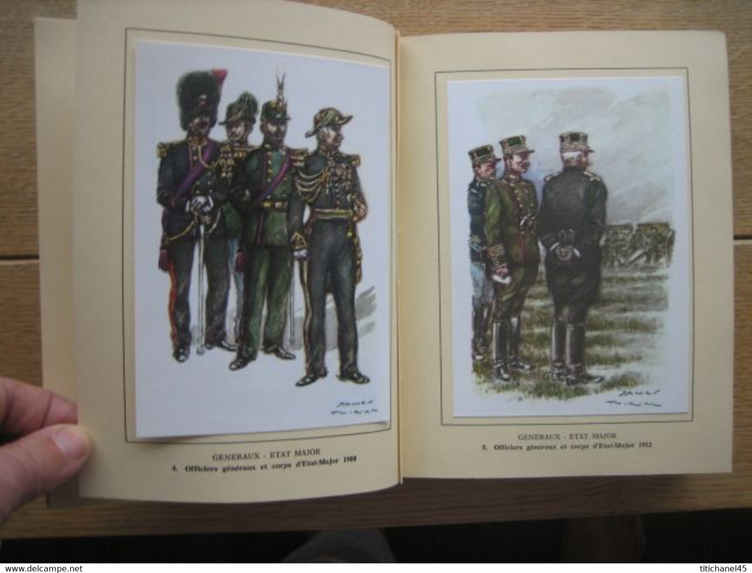 RARE - HISTORIA - UNIFORMES BELGES - 3 TOMES - COMPLET - 150 reproductions en couleurs d'aquarelles de James THIRIAR