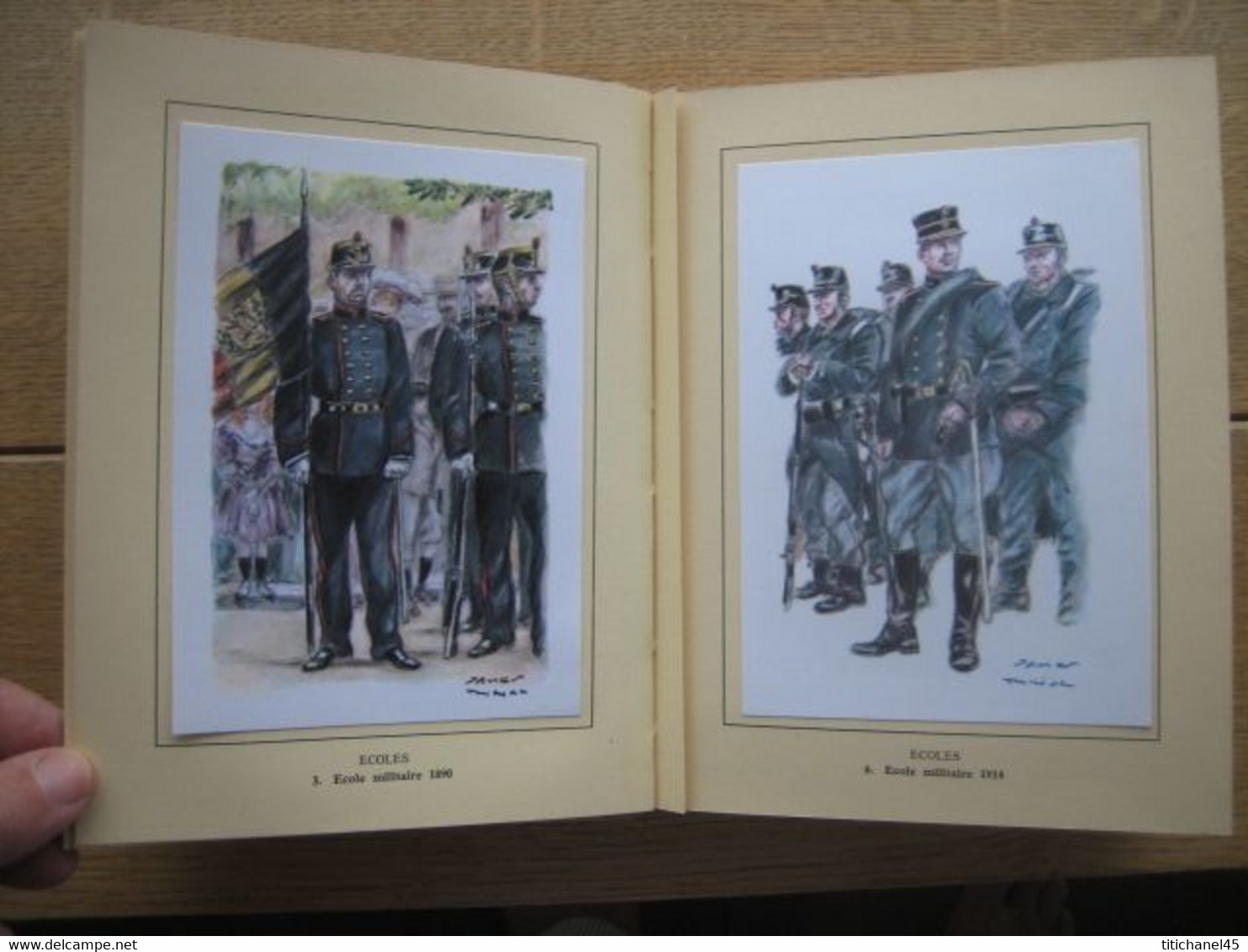 RARE - HISTORIA - UNIFORMES BELGES - 3 TOMES - COMPLET - 150 reproductions en couleurs d'aquarelles de James THIRIAR