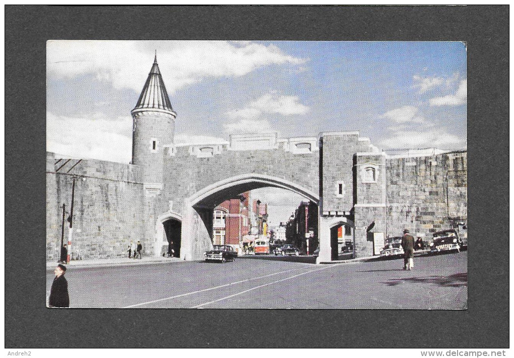 QUÉBEC - VILLE DE QUÉBEC - PORTE ST JEAN - ST JOHN GATE - VOITURES ANCIENNE - PHOTO  I.F. BYRNE - Québec – Les Portes