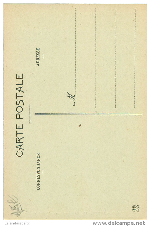 CPA       Aubin  Maison De L'époque Visigothe   Animée       1898 - Other & Unclassified