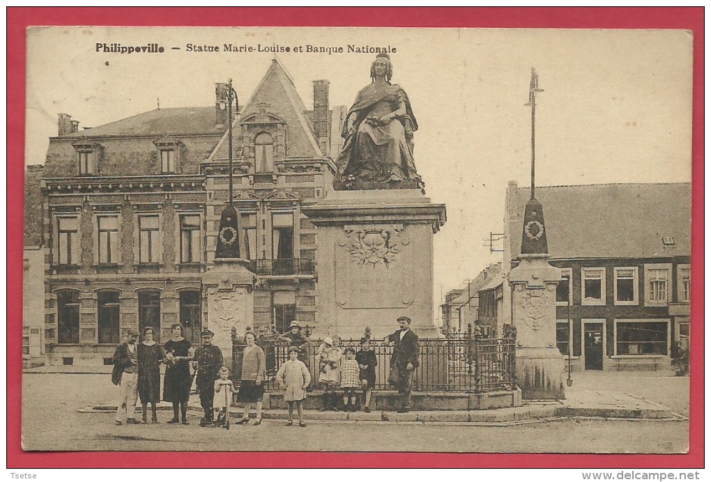 Philippeville - Statue Marie-Louise Et Banque Nationale - Belle Animation - 1928  ( Voir Verso ) - Philippeville