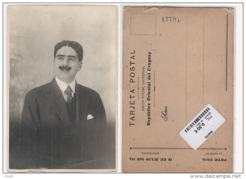 Carte Photo Homme Collée Sur Support Carte Postale De La République Orientale De L' Uruguay     (76984) - Uruguay