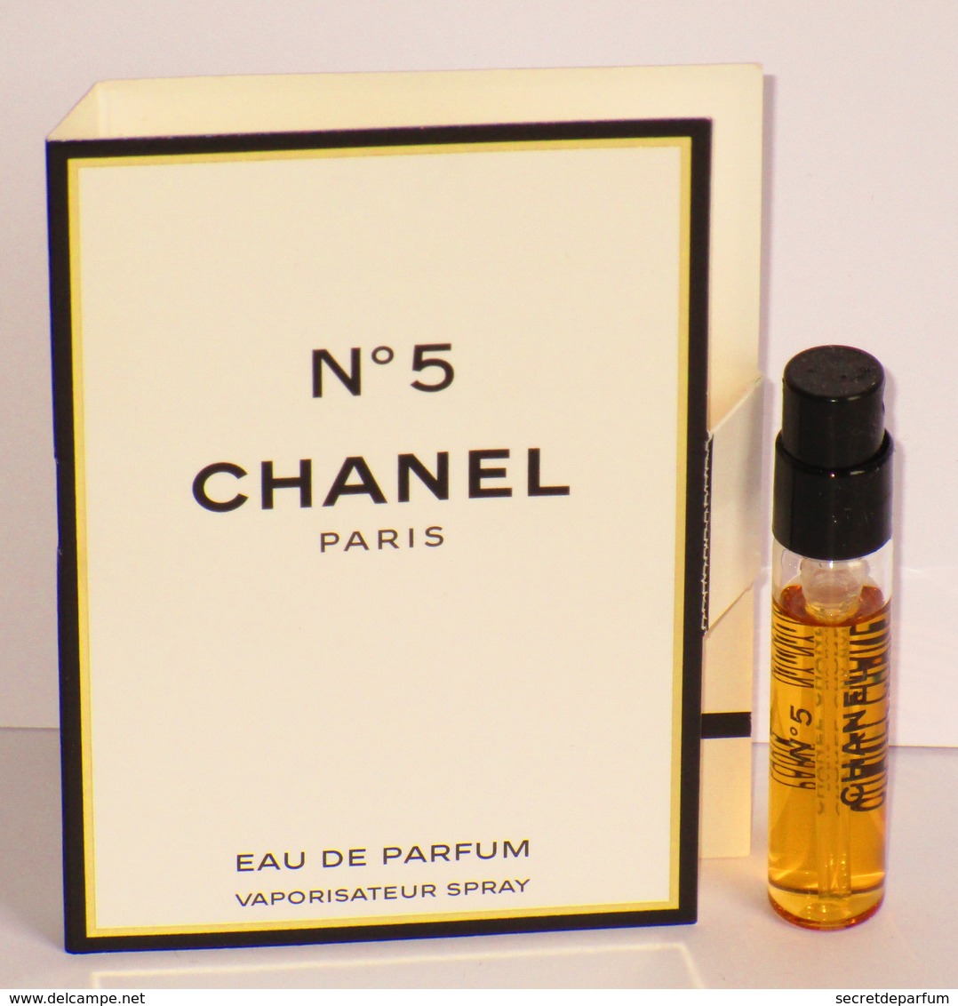 échantillons De Parfum  Chanel N°5  Tubes Sur Cartes De Parfum De CHANEL - Echantillons (tubes Sur Carte)