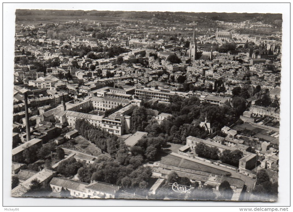 NIORT--env 1950-55---Vue Aérienne,l'Hopital Au Loin Les églises, Cpsm 15 X 10  N° 9  éd Combier-carte Pas Très Courante- - Niort