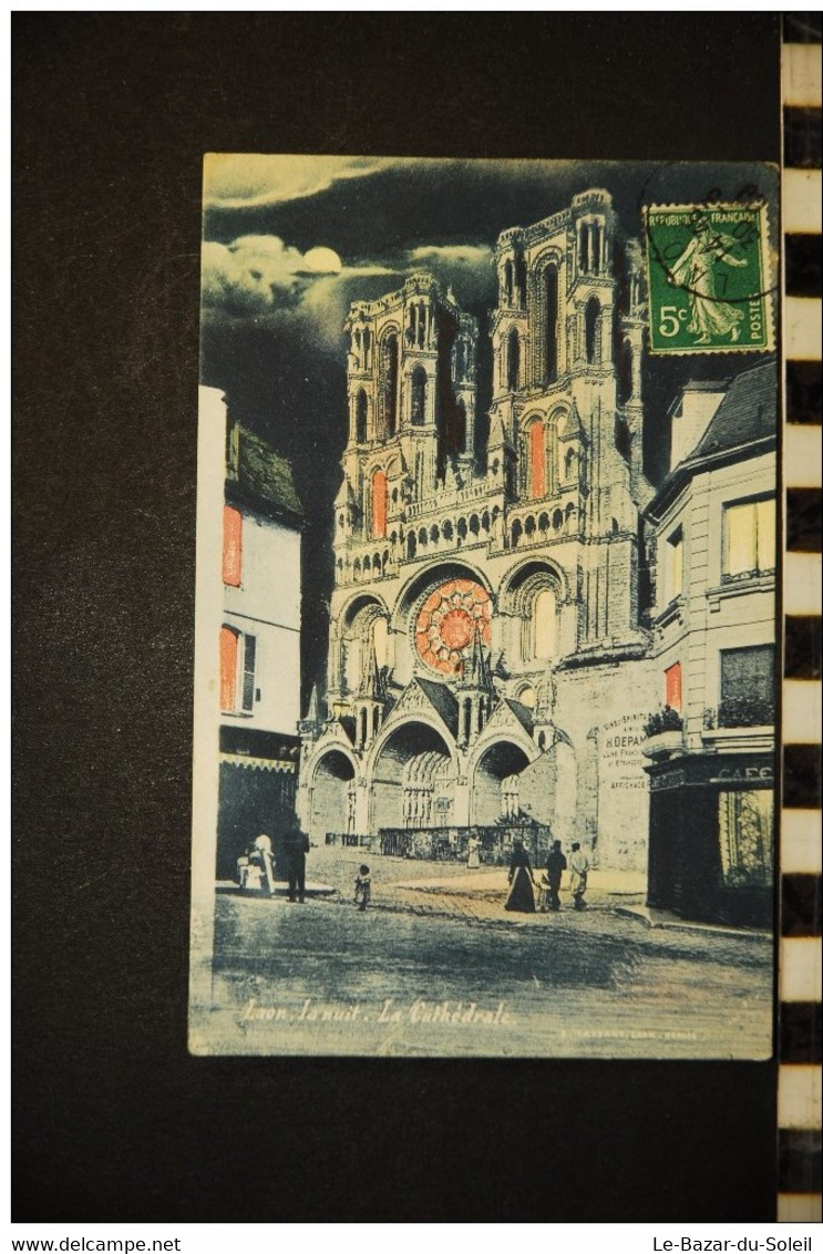 CP, 02, LAON La Nuit La Cathédrale Voyagé En 1909 - Laon