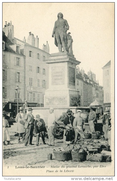 CPA 39 LONS LE SAUNIER STATUE DU GENERAL LECOURBE PAR ELEX PLACE DE LA LIBERTE - Lons Le Saunier