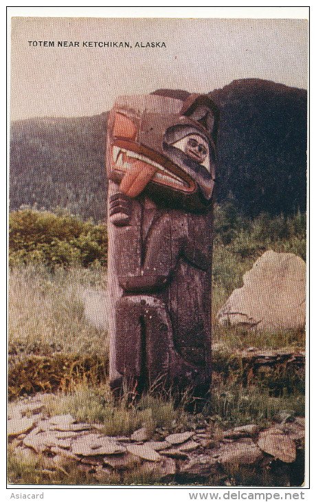 Totem Near Ketchikan Alaska USA  Edit Father Hubbard - Indiens D'Amérique Du Nord