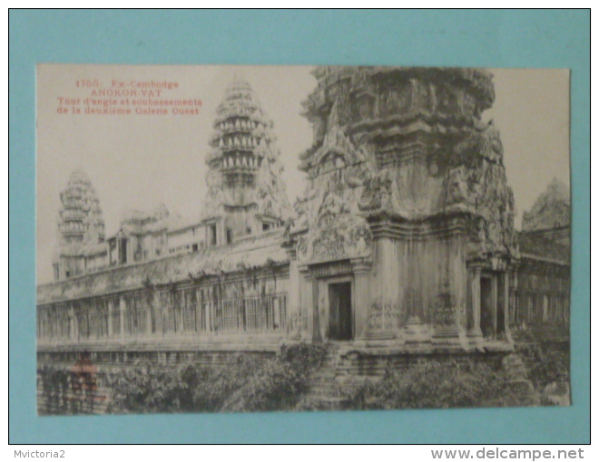 ANGKOR - La Tour D'angle Et Soubassements De La Deuxième Galerie Ouest - Cambodge