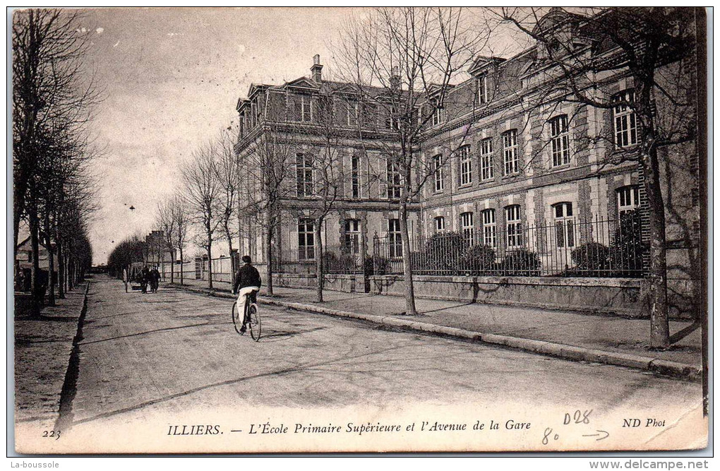 28 ILLIERS - école Primaire Supérieure - Illiers-Combray