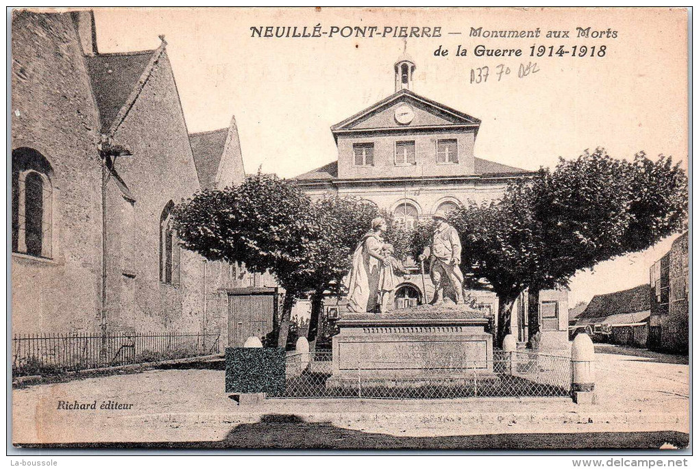 37 NEUILLE PONT PIERRE - Le Monument Aux Morts. - Neuillé-Pont-Pierre