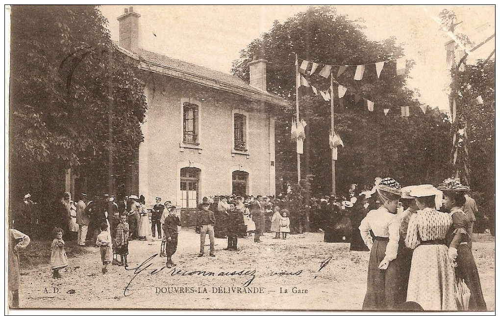 DOUVRES - La - DELIVRANDE  -  La Gare - La Delivrande