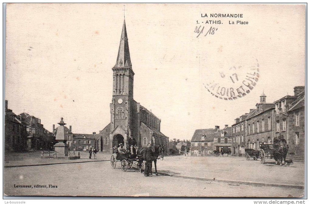 61 ATHIS - La Place - - Athis De L'Orne