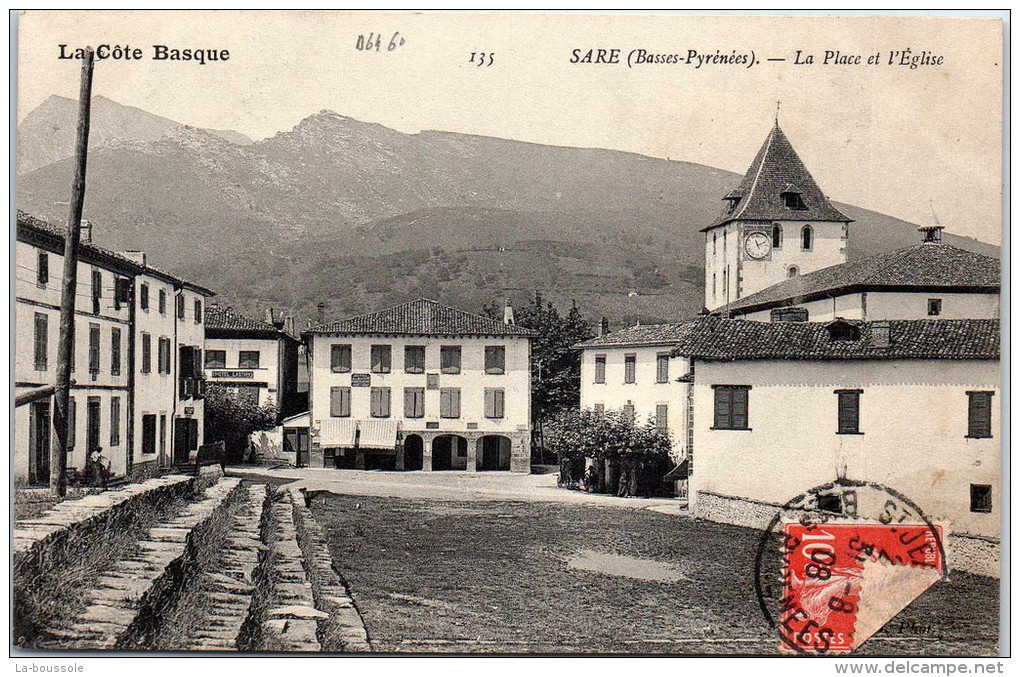 64 SARE - La Place Et L'église - Sare